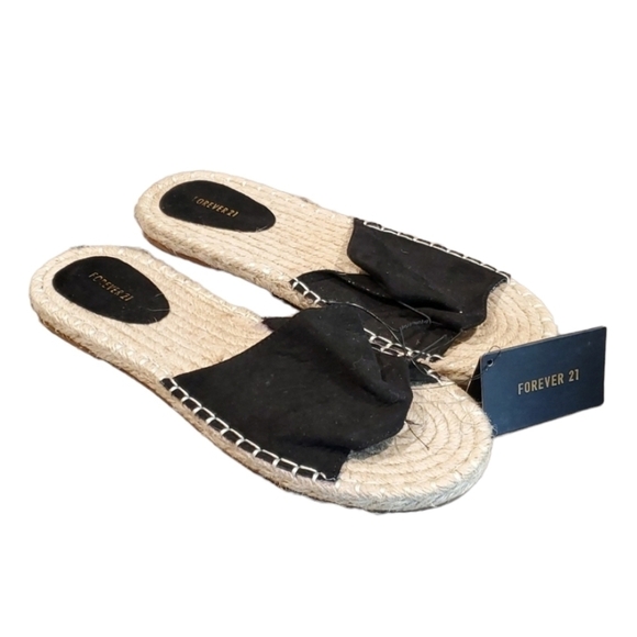 NWT Forever 21 Womens flats canvas sandals shoes sz 9 - Picture 1 of 8